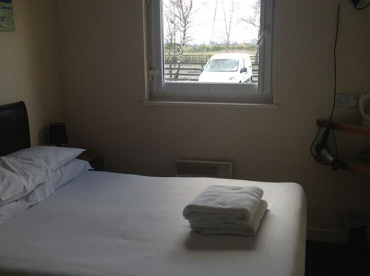 اتاق استاندارد با تخت دوبل, Metro Inns Falkirk