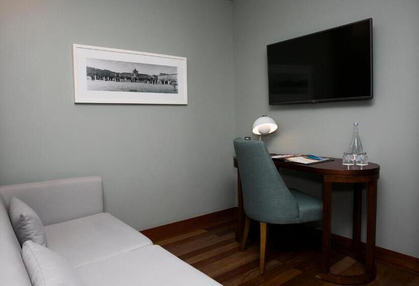 اتاق لوکس خانوادگی, Pousada de Lisboa, Small Luxury Hotels of the World
