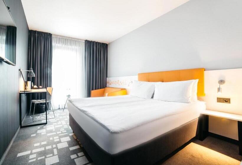 اتاق استاندارد یک نفره, Q Hotel Kraków