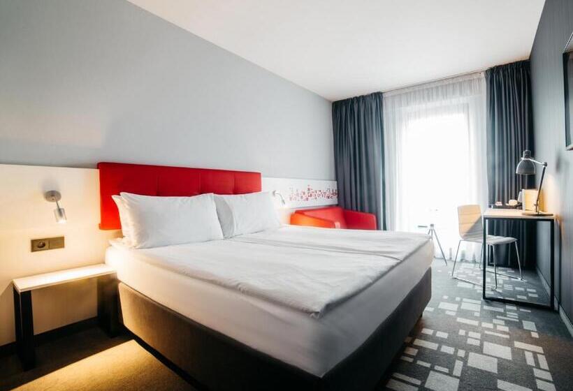 اتاق استاندارد یک نفره, Q Hotel Kraków