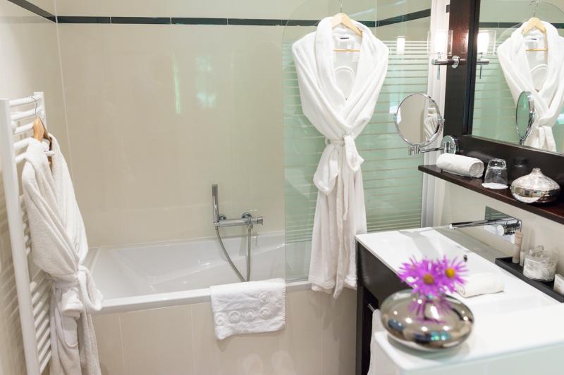 Suite Deluxe, Domaine De Bellevue, The Originals Relais