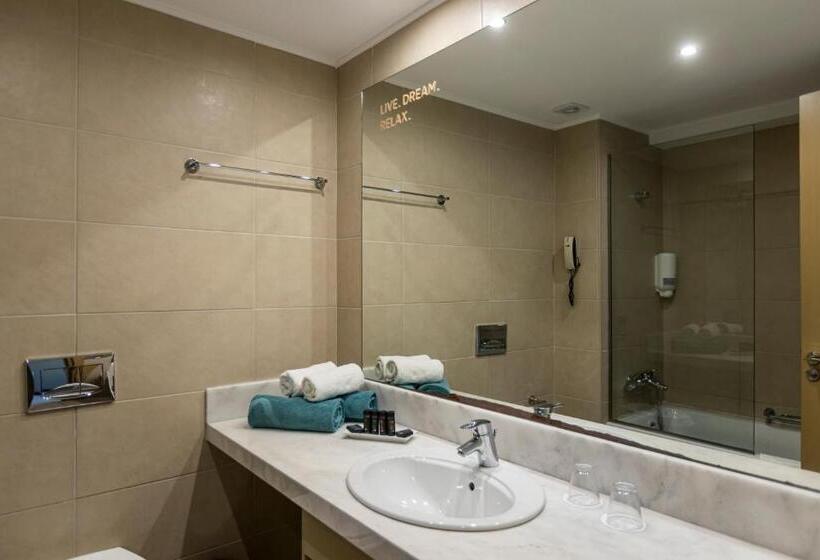 اتاق استاندارد با چشم‌انداز دریا, Asterias Beach Resort