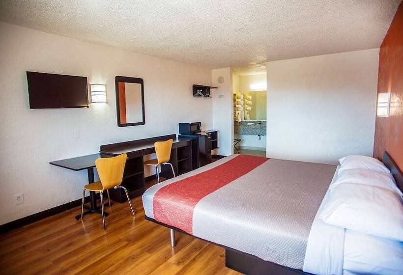 Standaardkamer met Tweepersoonsbed Aangepast voor Gehandicapten, Motel 6corsicana, Tx