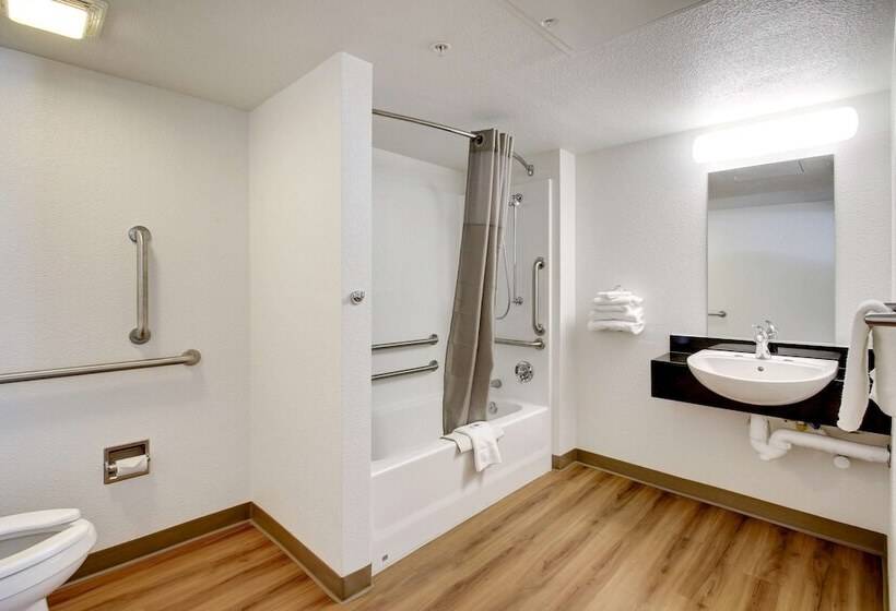 سوییت لوکس, Motel 6ogden, Ut  Riverdale