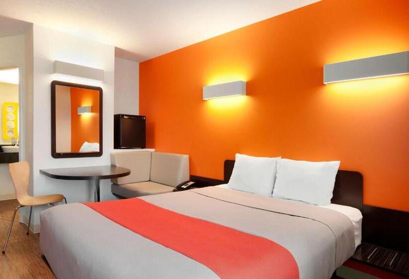 اتاق استاندارد, Motel 6swift Current, Sk