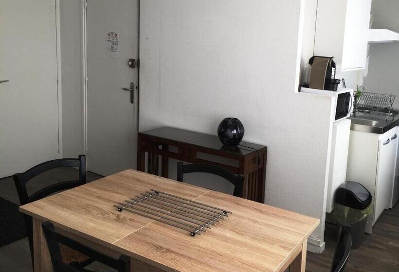 آپارتمان راحتی 1 خوابه, Residence Et Chambres D Hotes De La Porte D Arras