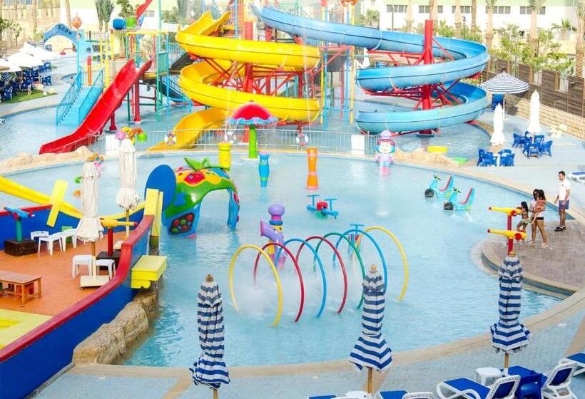 سوییت جونیور با چشم‌انداز استخر, Swiss Inn Teda Hotel & Aqua Park