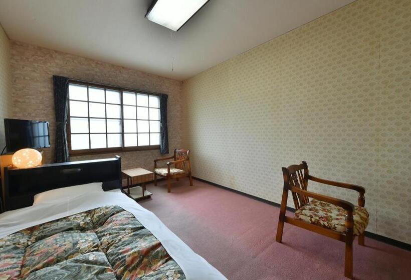 اتاق استاندارد یک نفره, Takenoya Ryokan
