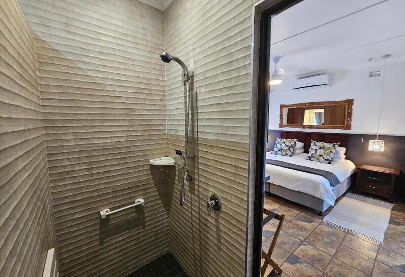 اتاق استاندارد برای معلولان, Leopard Corner Lodge