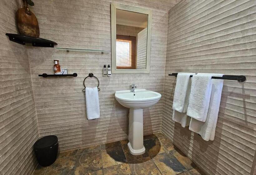 اتاق استاندارد با بالکن, Leopard Corner Lodge