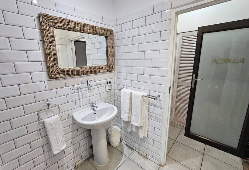 اتاق لوکس, Leopard Corner Lodge