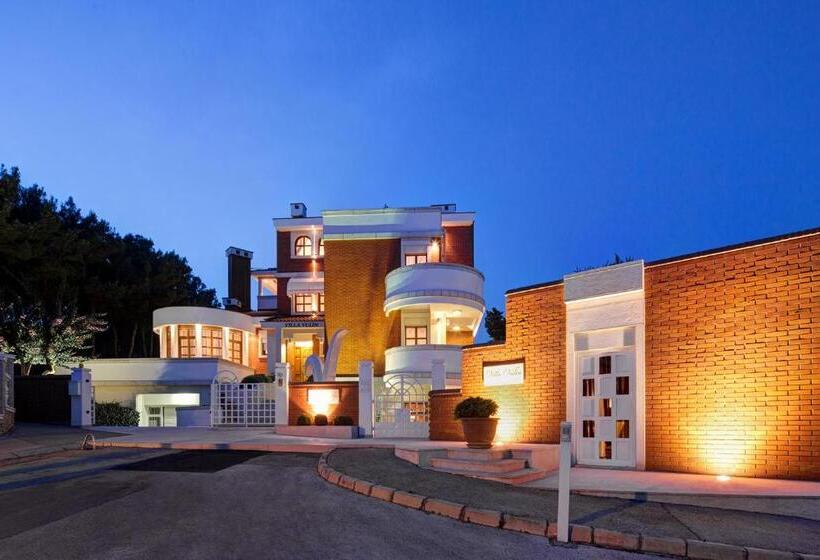 اتاق لوکس با بالکن, Boutique Hotel Villa Vulin