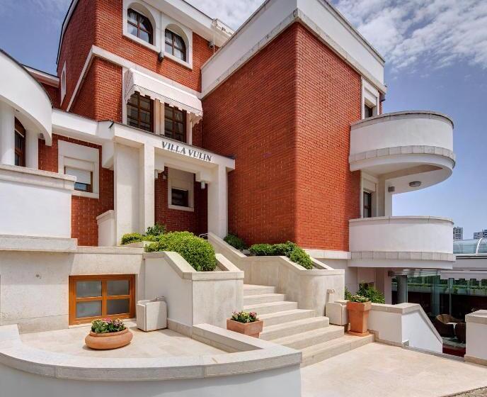 اتاق لوکس با بالکن, Boutique Hotel Villa Vulin