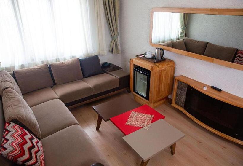 سوئیت کلاسیک, Emirtimes Hotel Kadıköy