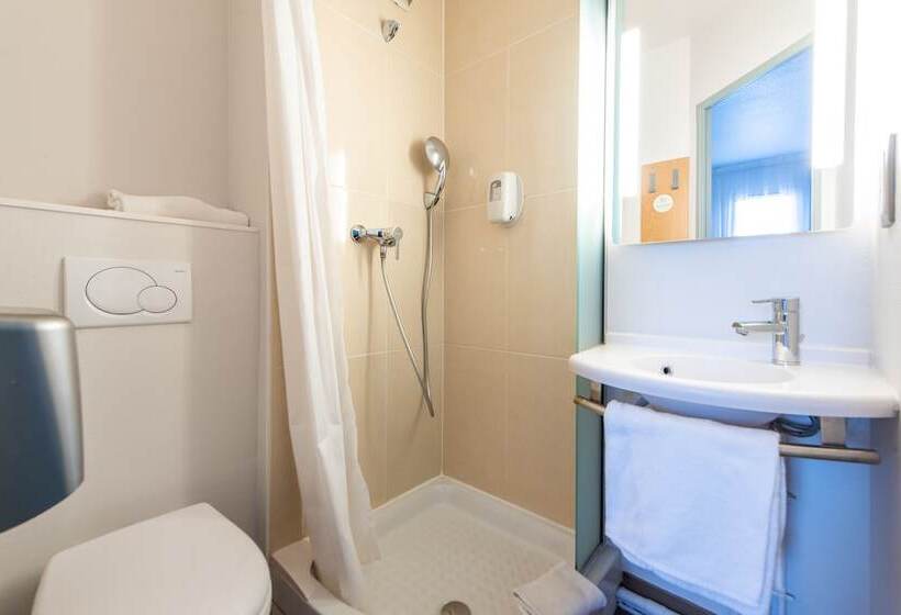 اتاق استاندارد سه نفره, B&b Hotel Antibes Sophia Le Relais