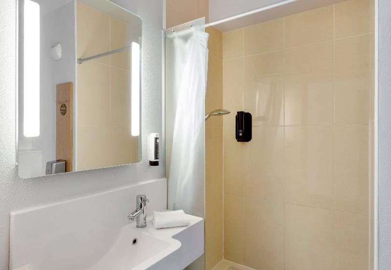 اتاق استاندارد, B&b Hotel Dunkerque Centre Gare