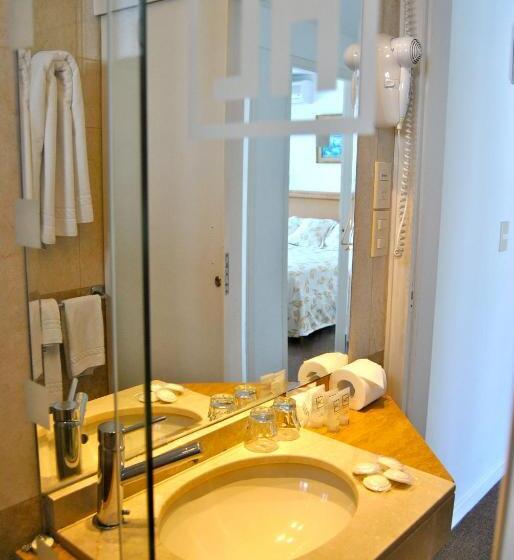 اتاق استاندارد چهار تخته, Castilla