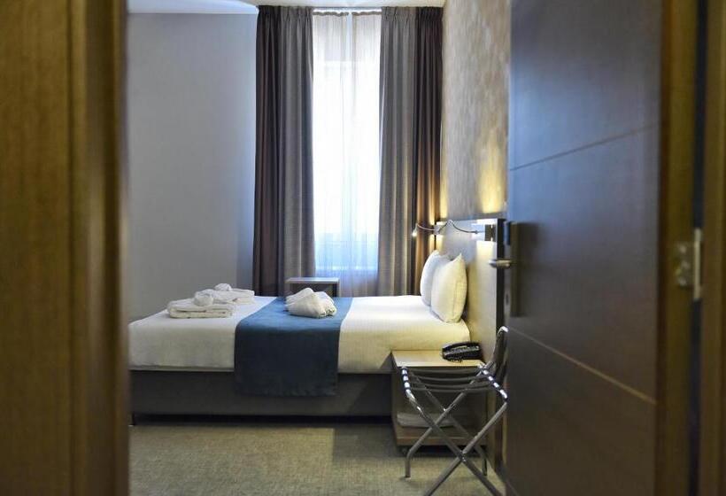 اتاق استاندارد, Garni Hotel Mint