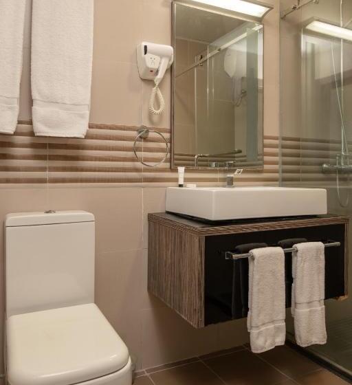 اتاق استاندارد, Golden Tulip Dar Es Salaam City Center
