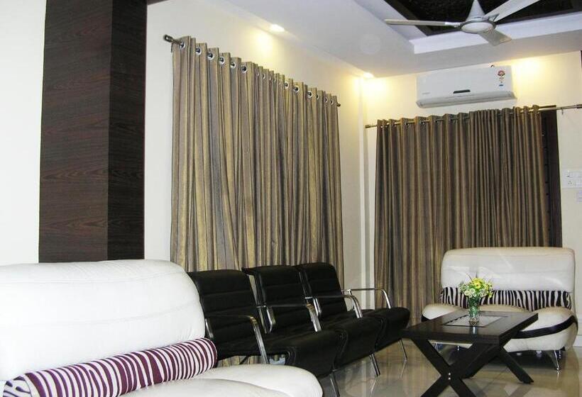 سوییت, Harsha Residency