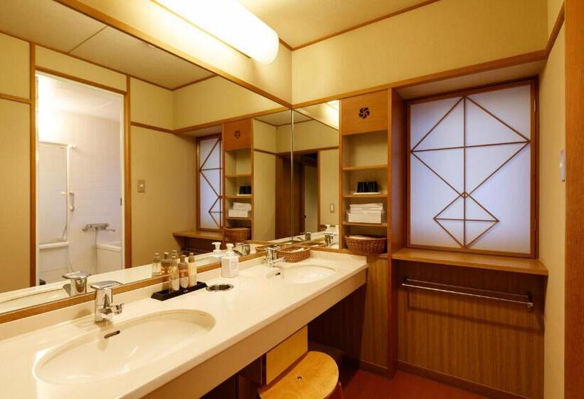 Quarto Deluxe, Hatori