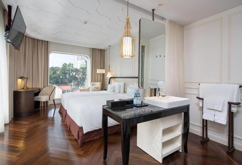 Deluxe Room City View, Des Arts Saigon Mgallery Collection