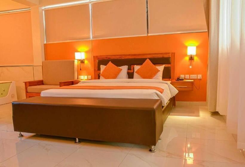 سوئیت با وان آب گرم, Best Western Jangwani Sea Breeze Resort