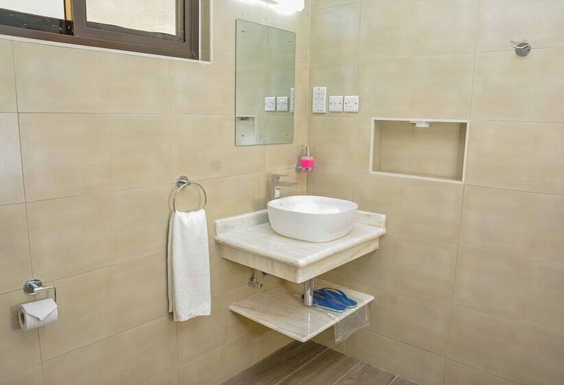 اتاق لوکس, Best Western Jangwani Sea Breeze Resort