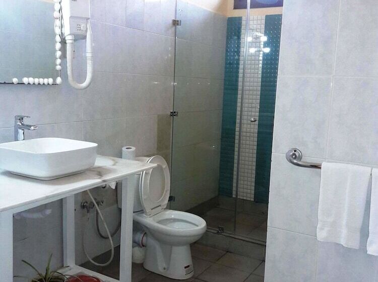 اتاق لوکس, Best Western Jangwani Sea Breeze Resort