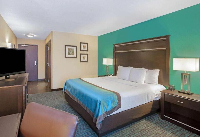 스탠다드 룸 킹사이즈 침대, La Quinta Inn & Suites By Wyndham Sioux Falls