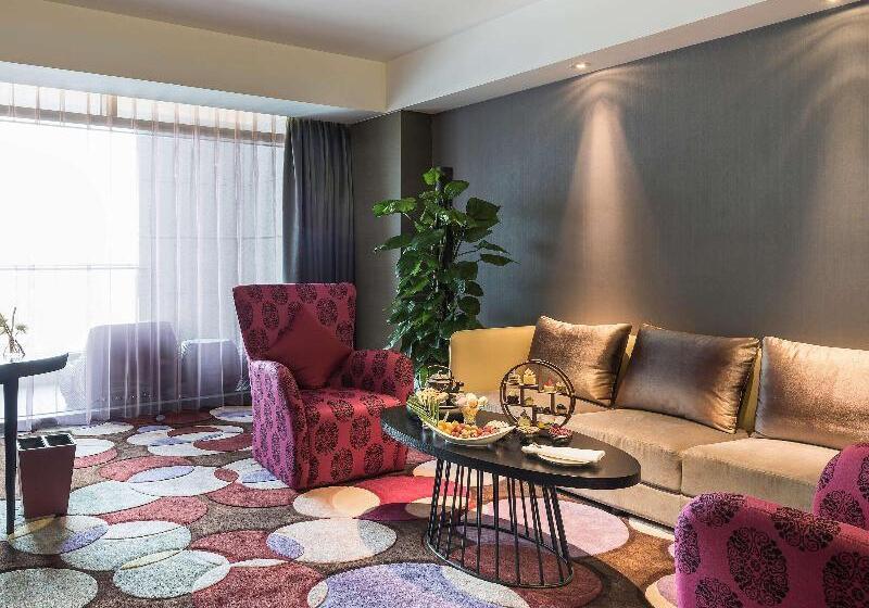 سوئیت با تخت بزرگ, Pullman Nanjing Lukou Airport