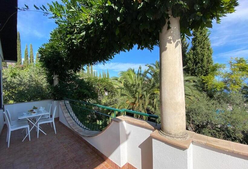 Appartement met 1 Slaapkamer met Terras, Residence Terra Rossa Taormina