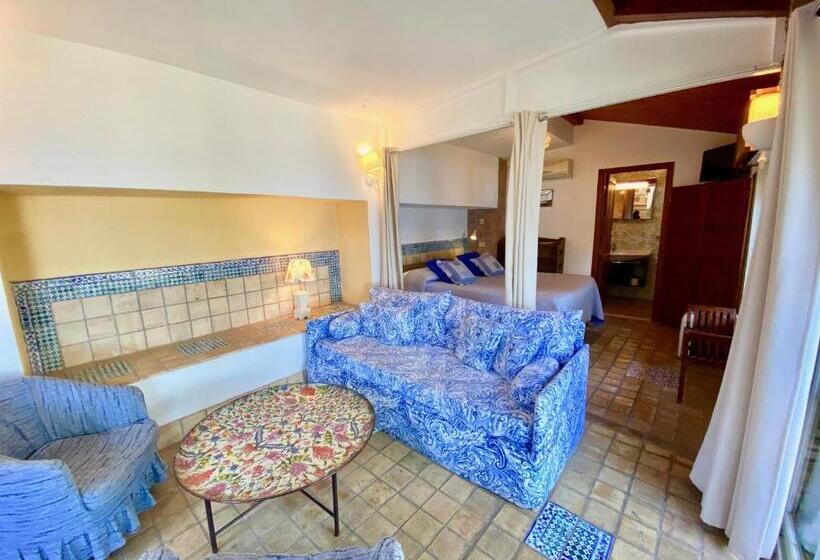 Suite with Terrace, Residence Terra Rossa Taormina