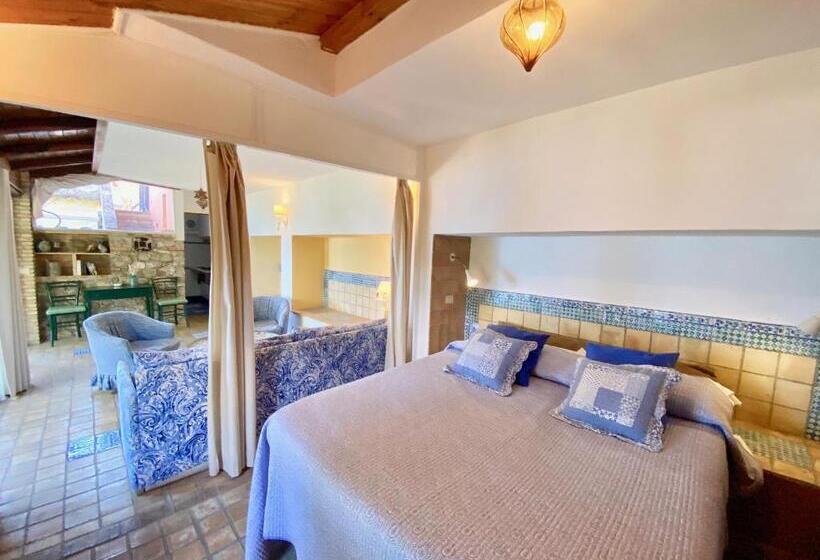 Suite with Terrace, Residence Terra Rossa Taormina