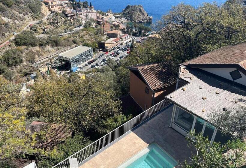 Appartement met 3 Slaapkamers, Residence Terra Rossa Taormina