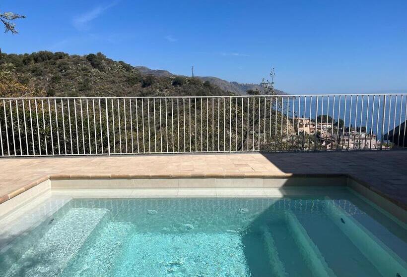 آپارتمان 3 خوابه, Residence Terra Rossa Taormina