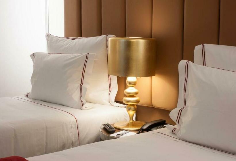 اتاق استاندارد اینتریور, The 7 Hotel, Suites, Studios & Apartments