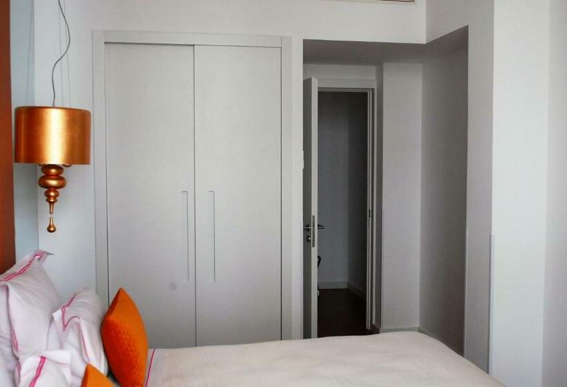 سوییت خانوادگی, The 7 Hotel, Suites, Studios & Apartments