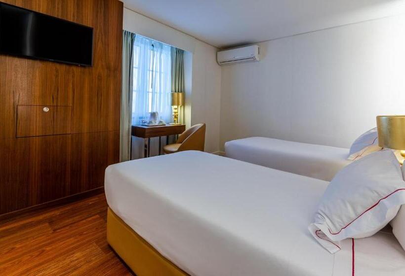 اتاق استاندارد اینتریور, The 7 Hotel, Suites, Studios & Apartments