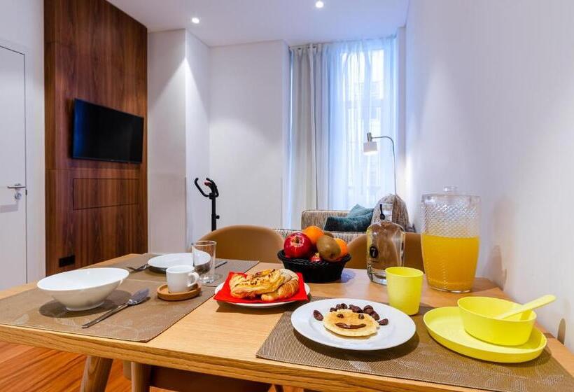 سوییت خانوادگی, The 7 Hotel, Suites, Studios & Apartments