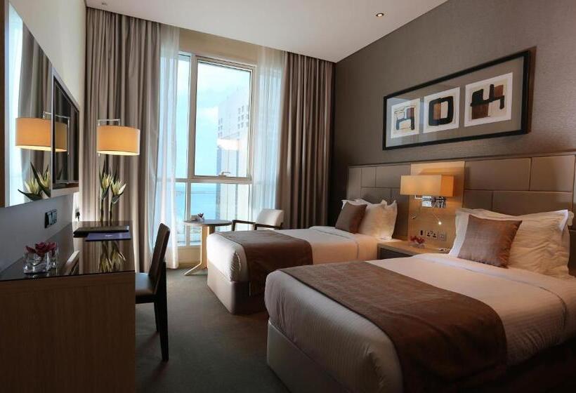 اتاق لوکس با چشم‌انداز دریا, Tryp By Wyndham Abu Dhabi City Center