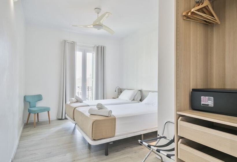 3 Bedroom Apartment, Stay Together Barcelona Apartments