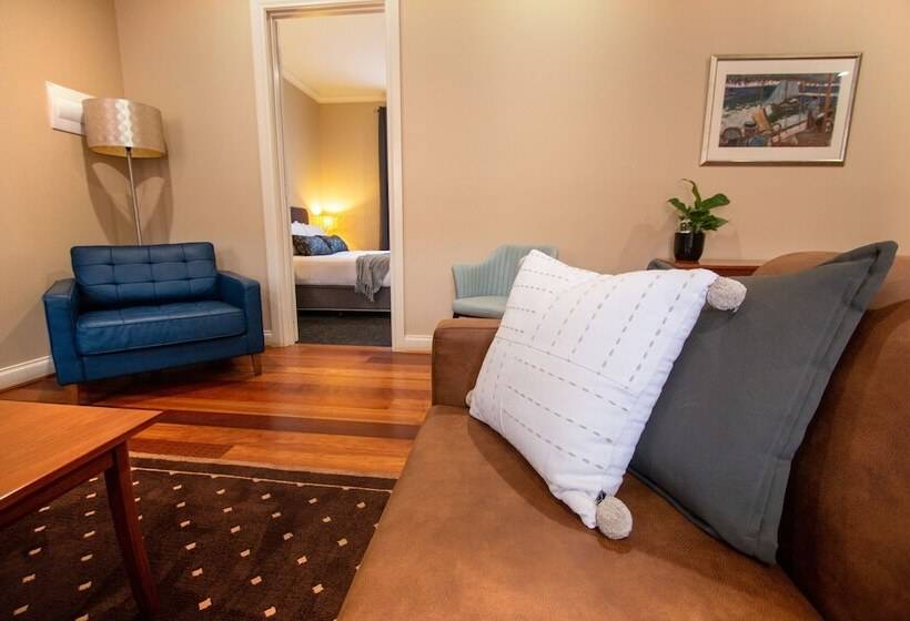 2 Bedroom Apartment, Whyalla Playford Apartments