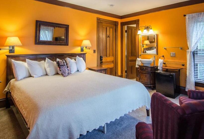 اتاق استاندارد با تخت بزرگ, Heart Of The Village Inn