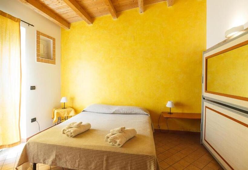 اتاق استاندارد سه نفره, Agriturismo Il Gelsomino Ritrovato