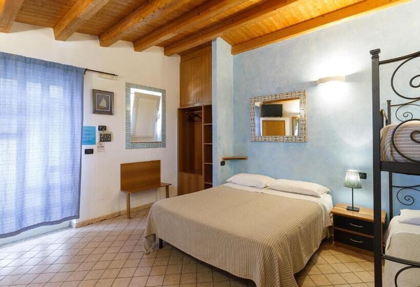 Chambre Quadruple Standard, Agriturismo Il Gelsomino Ritrovato