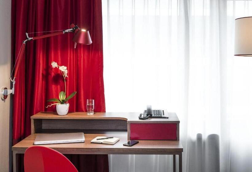 استودیوی استاندارد, Aparthotel Adagio Birmingham City Centre