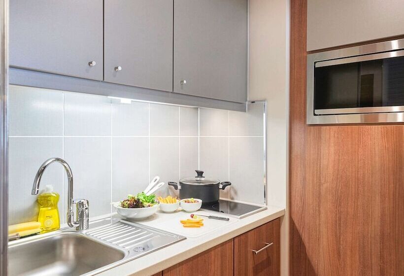استودیوی استاندارد, Aparthotel Adagio Birmingham City Centre
