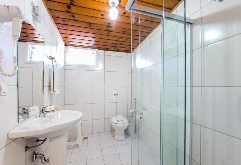 Standard Triple Room, Golden Park Campos Do Jordao