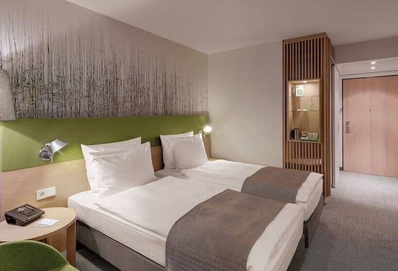 Standard Room, Holiday Inn Frankfurt  Alte Oper